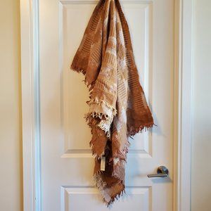 Wilfred Totem Blanket Scarf 100% Wool - Aritzia